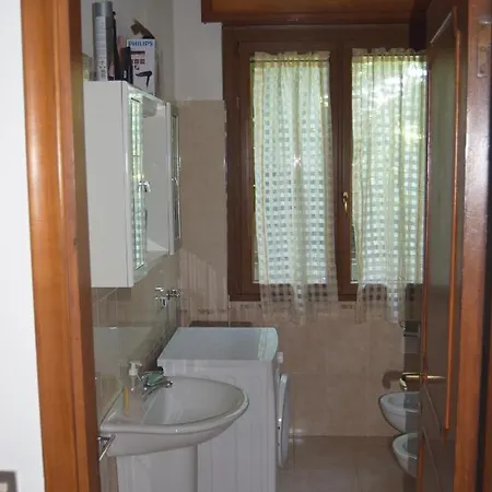 Apartment Al Salice Tranquillita Nel Verde Via Amendola 24